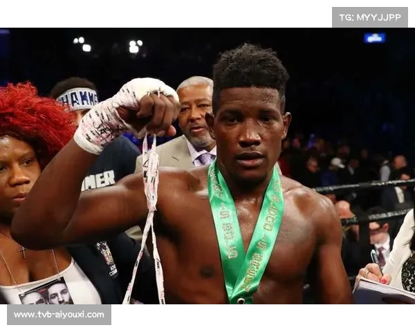 奥蒂兹VS卢宾赛后：恩尼斯现场观战并登台发出明确挑战